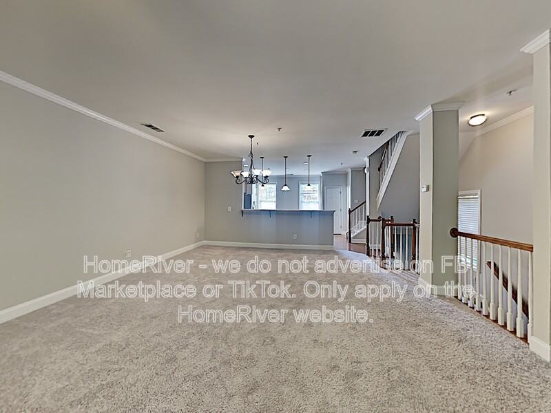 305 Williamson St Se - Photo 3 of 30