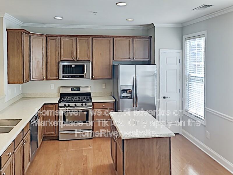 305 Williamson St Se - Photo 4 of 30