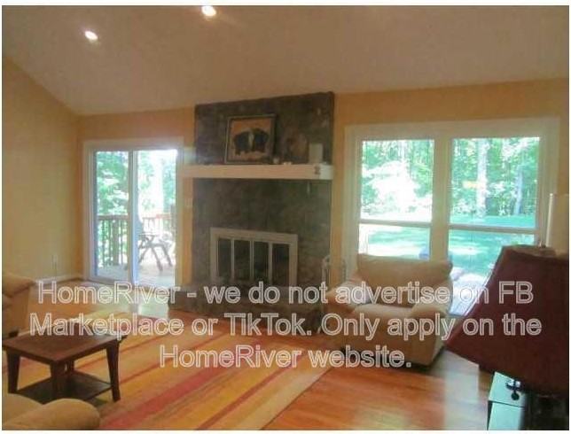 9160 Martin Rd - Photo 4 of 22