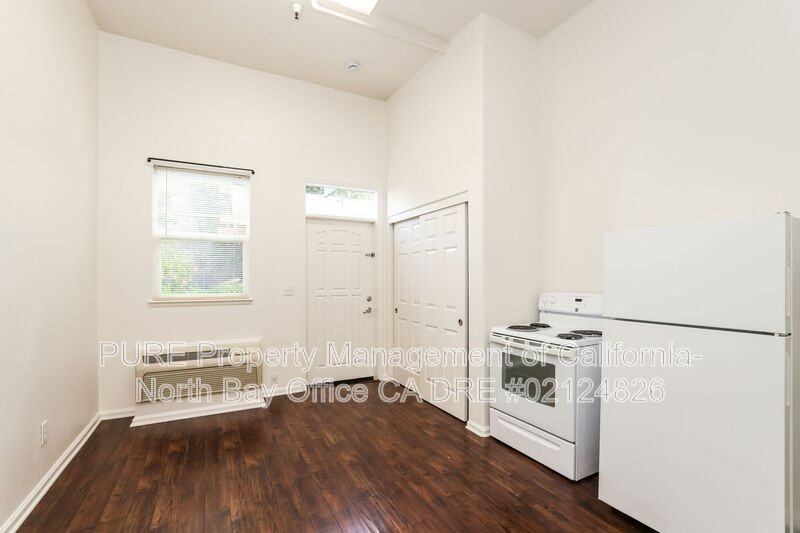 154 Railroad Ave #F - Photo 4 of 20