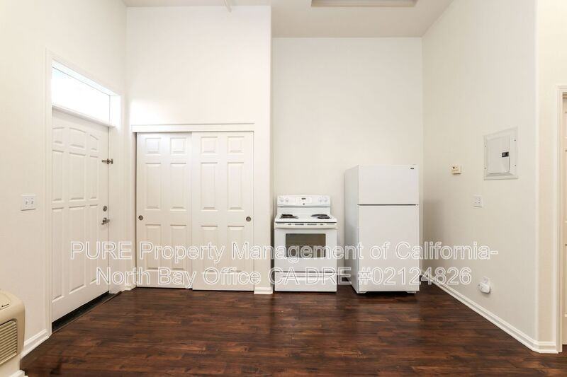 154 Railroad Ave #F - Photo 7 of 20