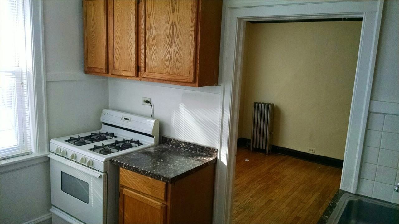 4850 W Henderson St #2N - Photo 2 of 4