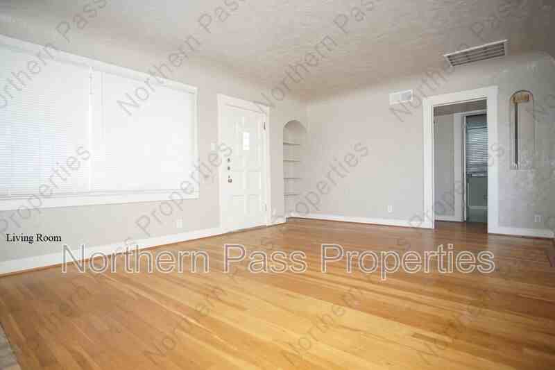 4424 Cambridge Ave - Photo 4 of 22