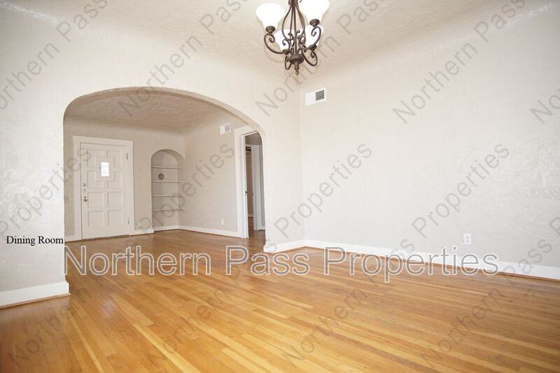 4424 Cambridge Ave - Photo 6 of 22