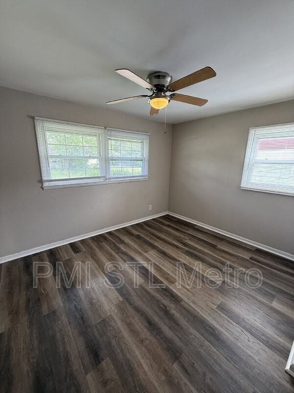 10515 Renfrew Dr - Photo 5 of 11