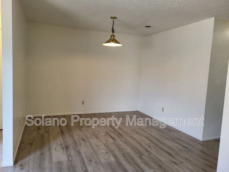 818 E Tabor Ave #8 - Photo 3 of 27