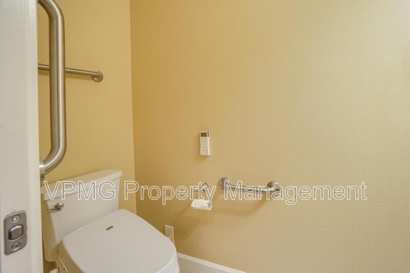 1403 Se 194th Pl - Photo 7 of 49
