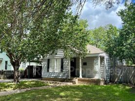 3009 Honeysuckle Ave - Photo 1 of 1
