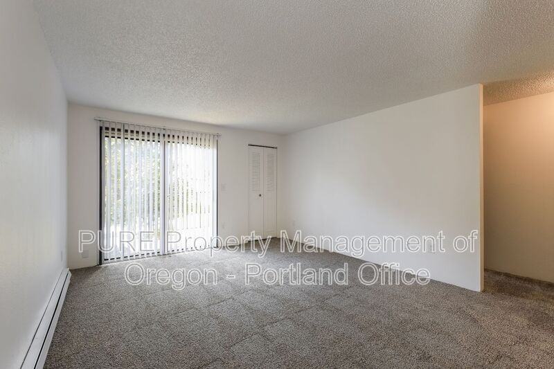 14202 Ne Sandy Blvd #H14 - Photo 5 of 23
