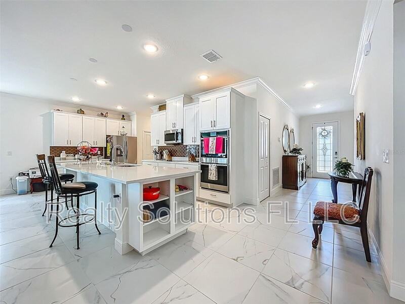 6612 Tempo Way - Photo 4 of 19