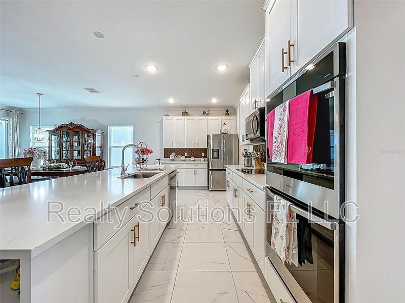 6612 Tempo Way - Photo 5 of 19