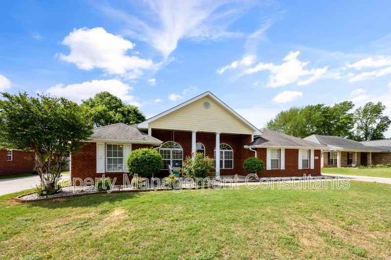 125 Coldsprings Dr - Photo 2 of 28