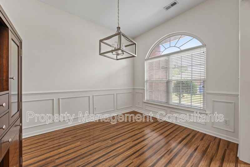125 Coldsprings Dr - Photo 6 of 28