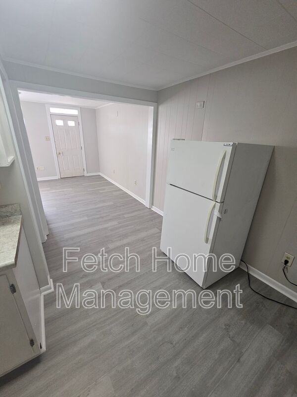 17 S Front St #17A - Photo 5 of 13