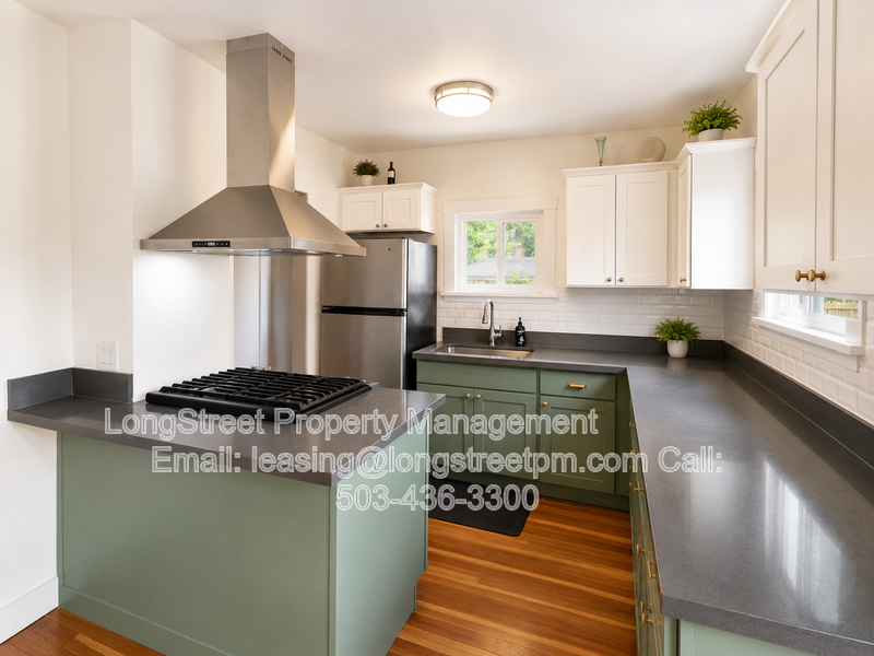 7935 Se Bybee Blvd - Photo 6 of 20