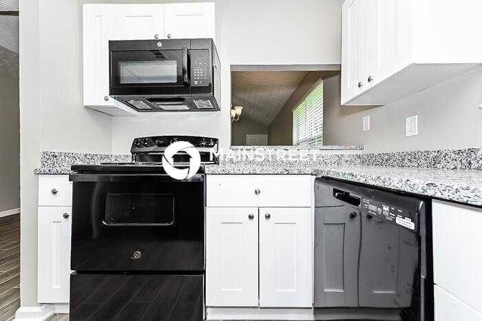 1276 Avery Dr - Photo 6 of 16