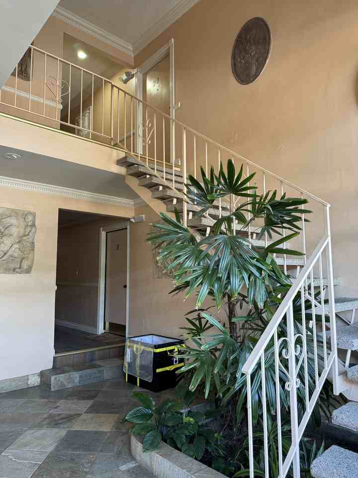 1817 Beloit Ave #14 - Photo 3 of 15