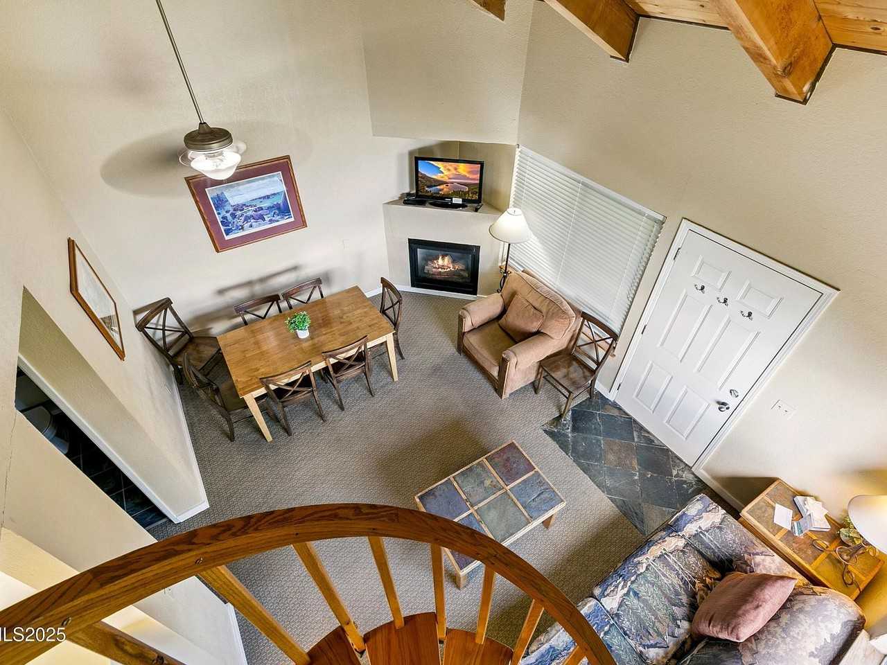 305 Galaxy Ln #8 - Photo 6 of 31