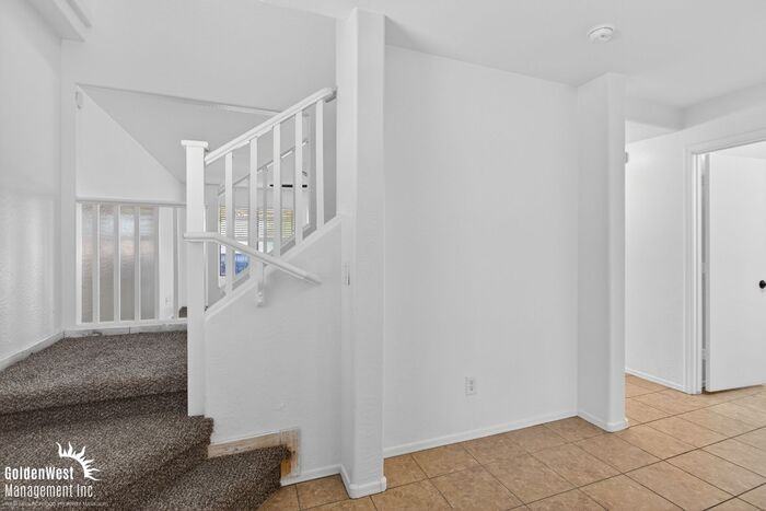 24011 N Cargo Ave - Photo 3 of 32