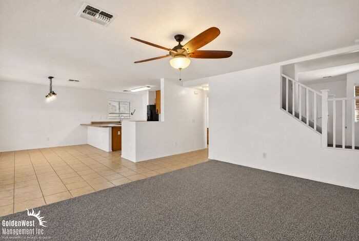 24011 N Cargo Ave - Photo 5 of 32