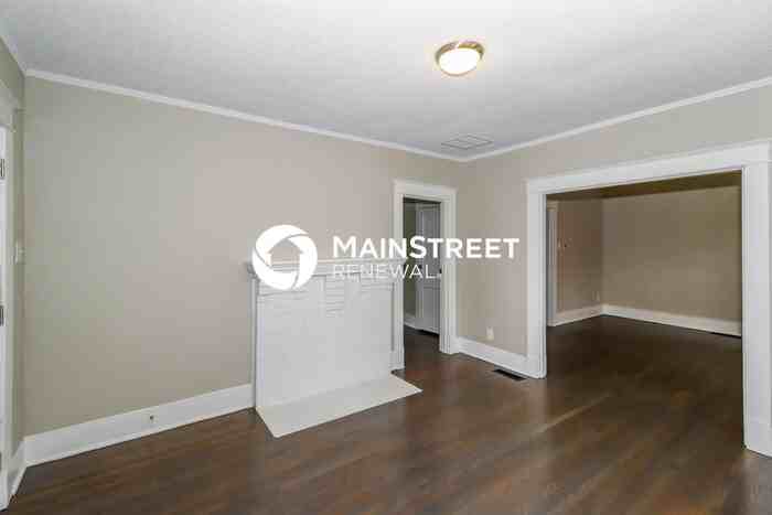 3578 Faxon Ave - Photo 3 of 16