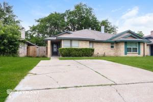 featured image of 22403 Tree House Ln