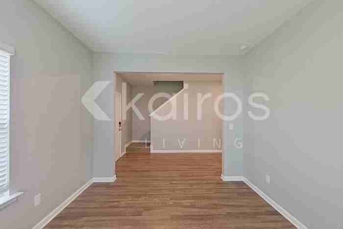 6008 Argyle Loop - Photo 6 of 34