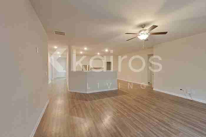 3494 Bridgewood Dr - Photo 7 of 26