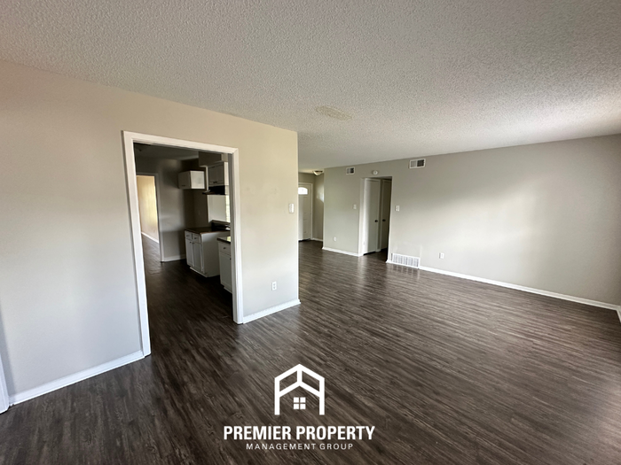 6014 Whisper Valley Dr - Photo 4 of 23
