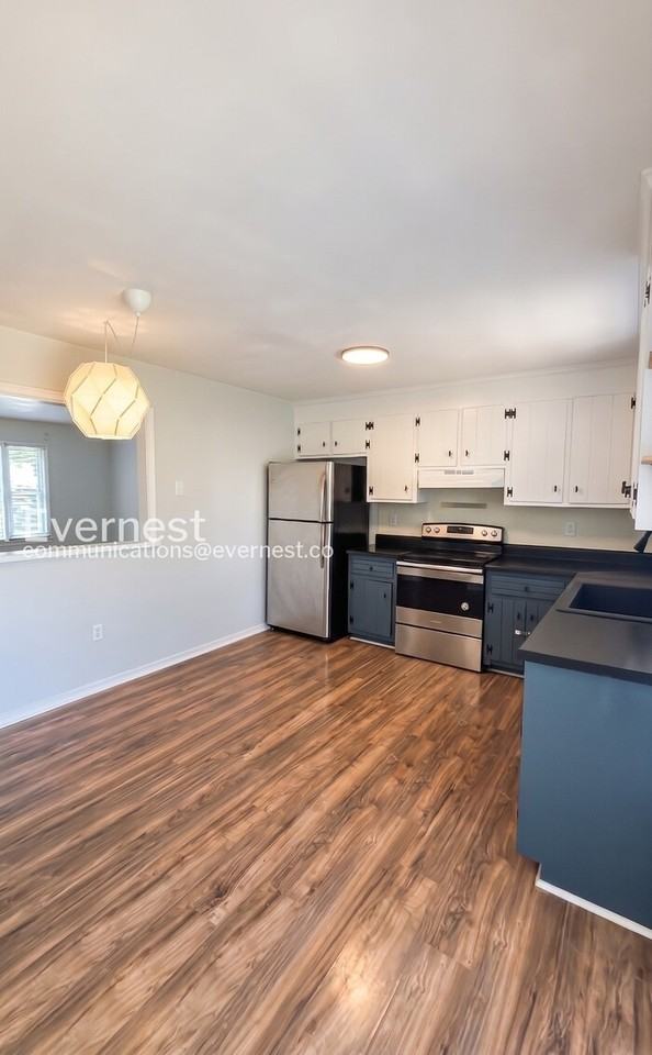 7731 Drexelbrook Rd - Photo 3 of 21
