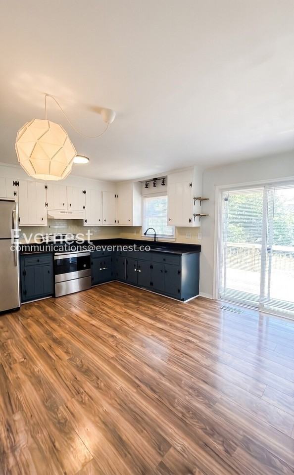 7731 Drexelbrook Rd - Photo 4 of 21