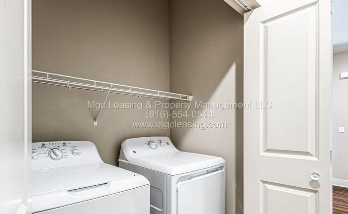 5731 Ne 80th Ter #3D - Photo 5 of 18