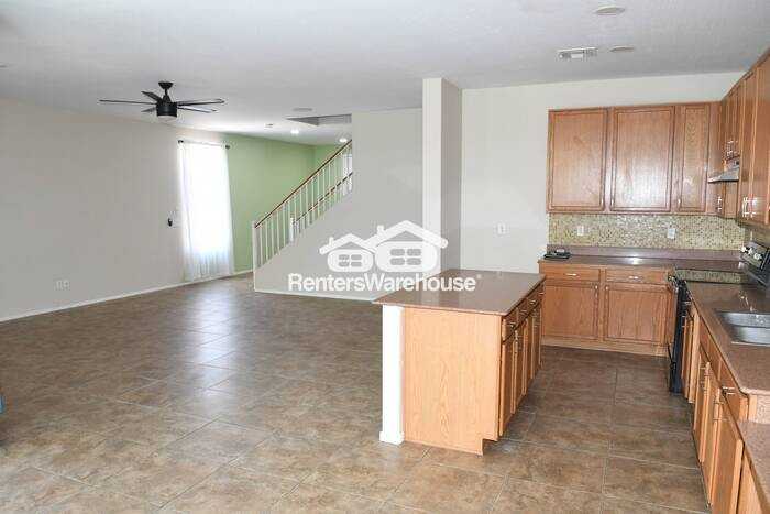 9791 W Butler Dr - Photo 6 of 22