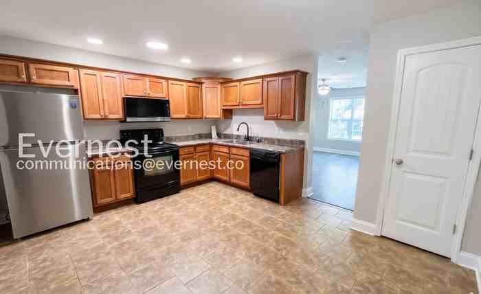 124 Brown Estates Rd - Photo 4 of 23