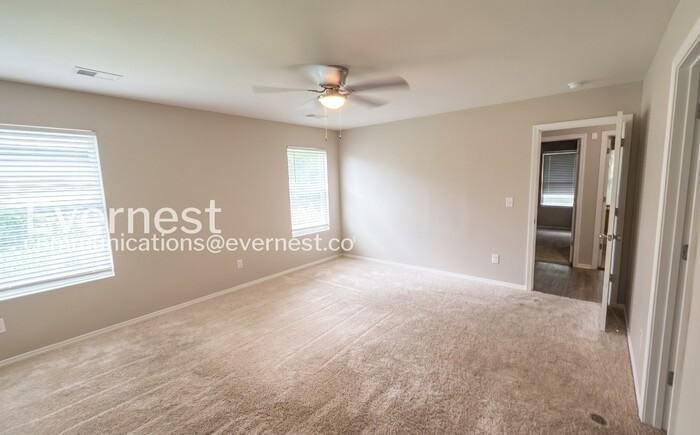 500 Margaret Ln - Photo 7 of 21