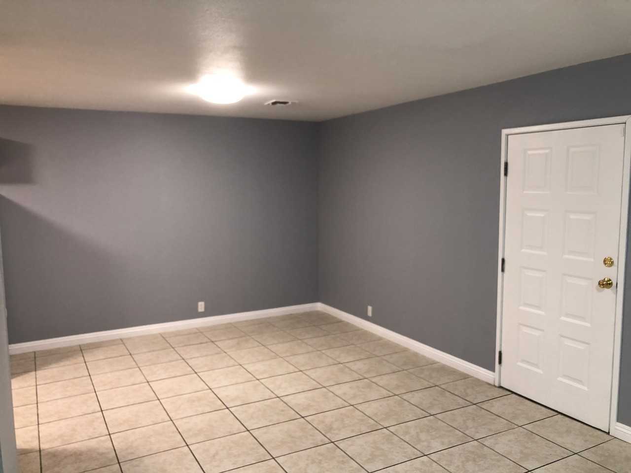 1312 E Nelson Ave #1 - Photo 3 of 11