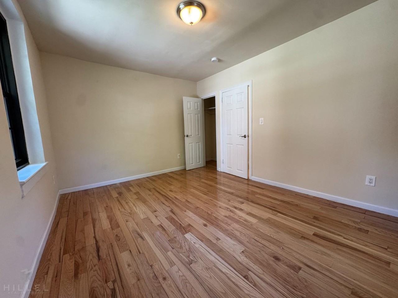 Skillman Ave #H02 - Photo 6 of 7
