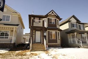 featured image of 1038 Taradale Dr Ne