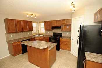 1038 Taradale Dr Ne - Photo 6 of 16