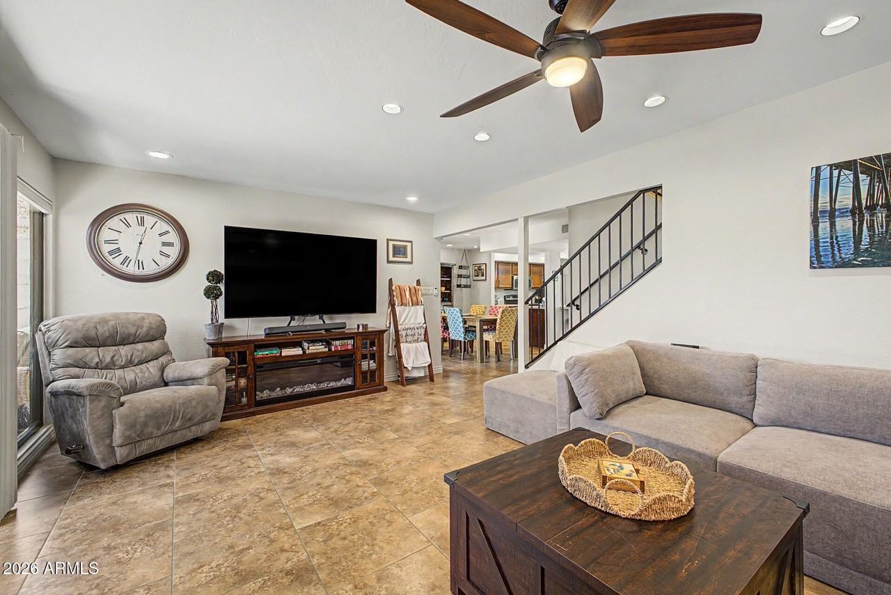 7820 E Pleasant Run - Photo 3 of 30