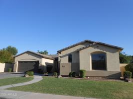 featured image of 3077 E Blue Ridge Pl