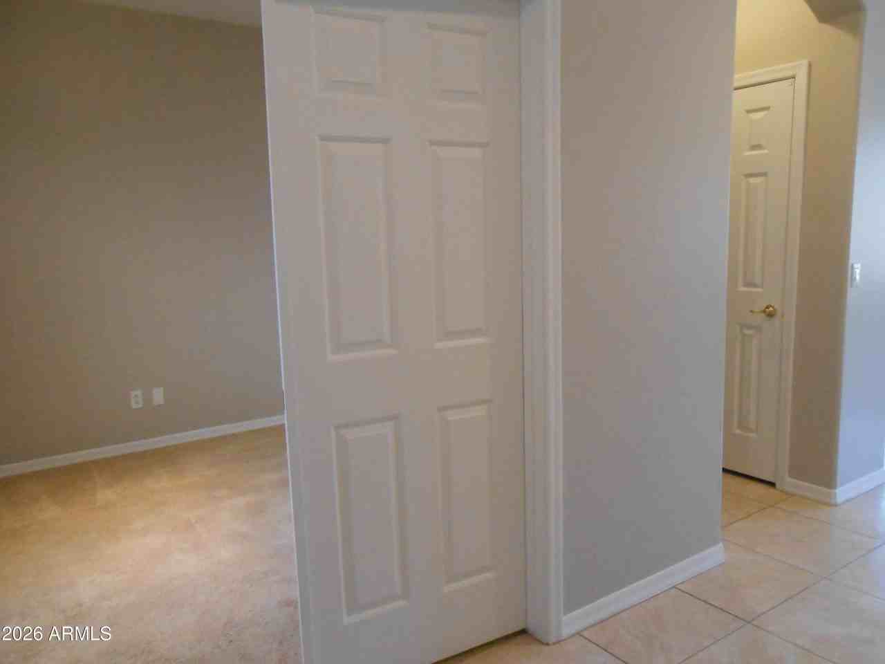 3077 E Blue Ridge Pl - Photo 7 of 23
