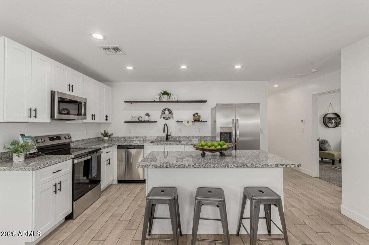 5236 S 13th Pl - Photo 6 of 15