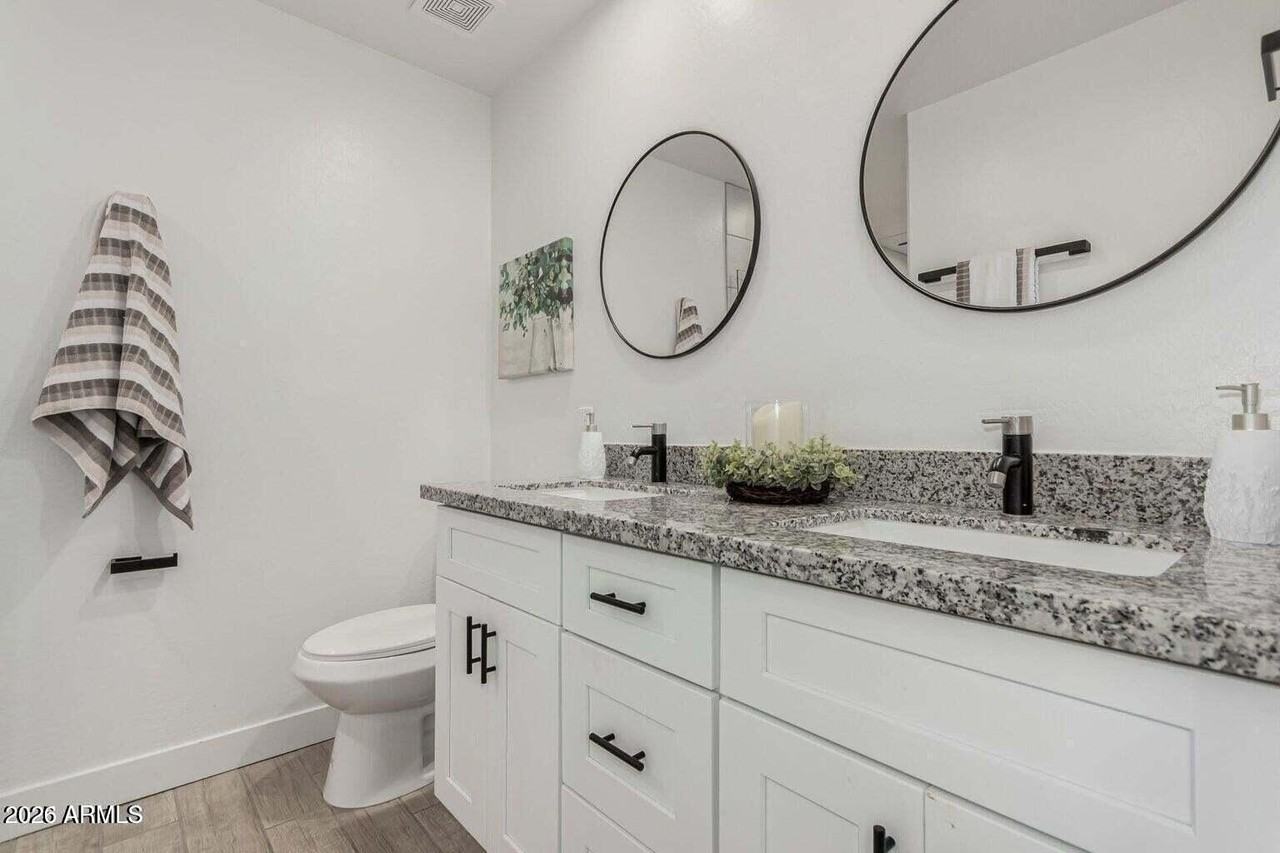 5236 S 13th Pl - Photo 6 of 11