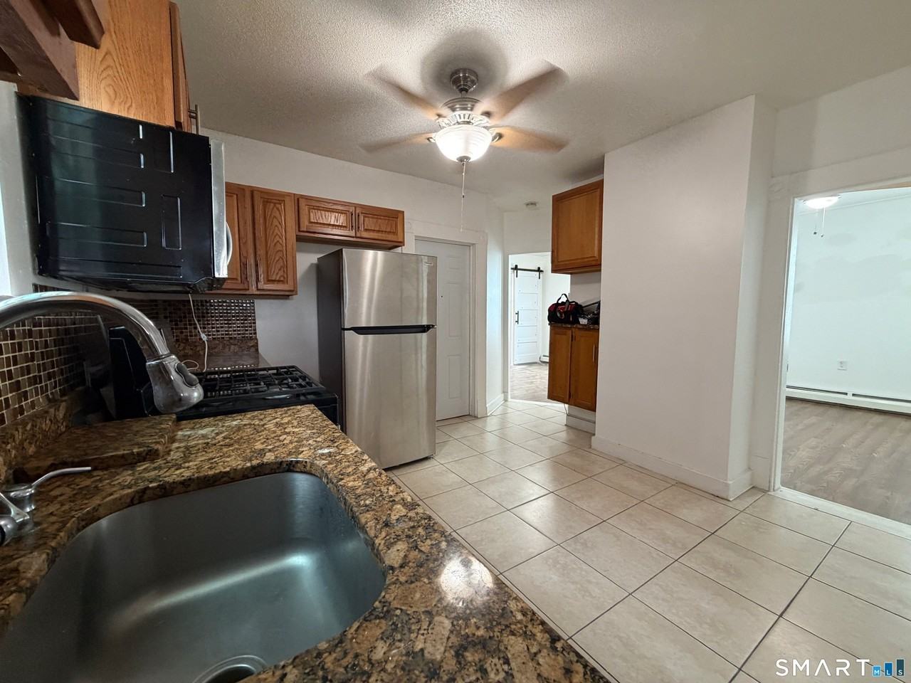 128 Bartholomew Ave - Photo 3 of 18