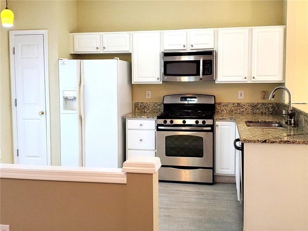 11090 Wittenridge Dr - Photo 6 of 16