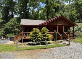 featured image of 165 Corbin Hill Rd
