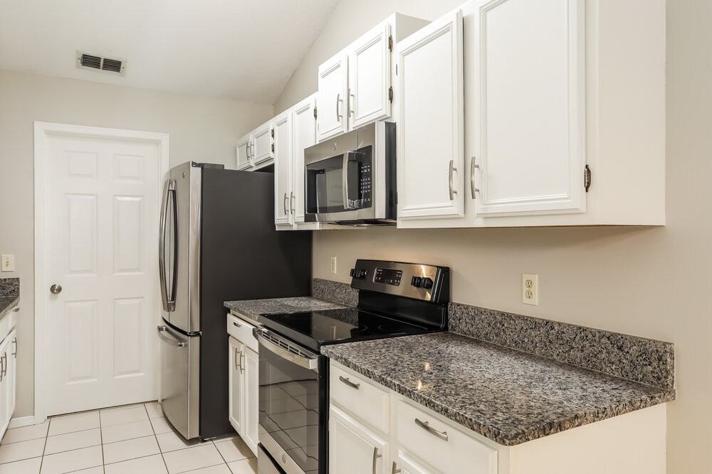 5966 Lazy Meadow Ct - Photo 7 of 16