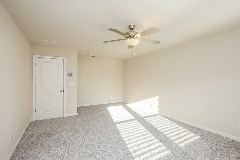 5856 Hackberry Ln - Photo 7 of 17