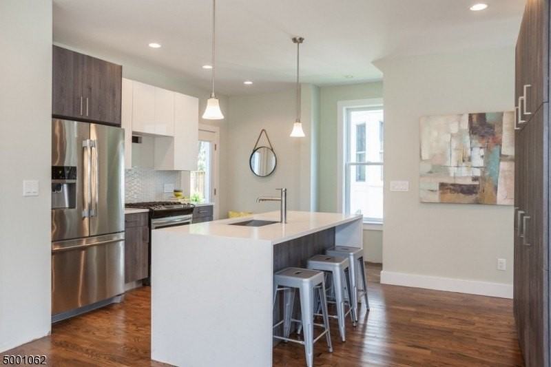 99 Claremont Ave - Photo 4 of 16